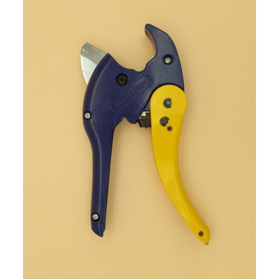 Ножницы для пластиковых труб до 42мм PST  Vinyl pipe cuter PVC PS412421